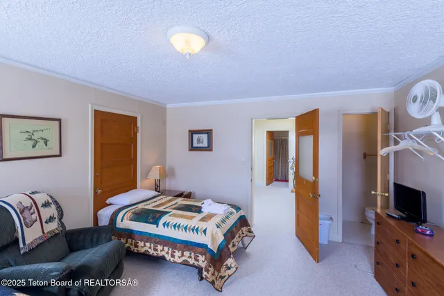 $899,000 | 21 East Pine Street, Pinedale, WY 82941