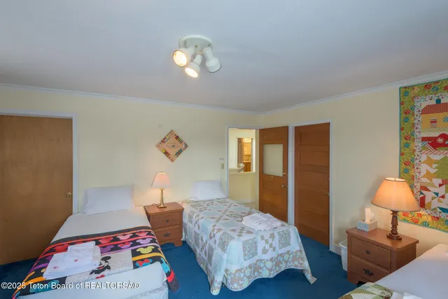 $899,000 | 21 East Pine Street, Pinedale, WY 82941