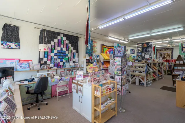 $899,000 | 21 East Pine Street, Pinedale, WY 82941