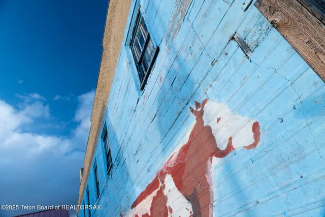 $899,000 | 21 East Pine Street, Pinedale, WY 82941