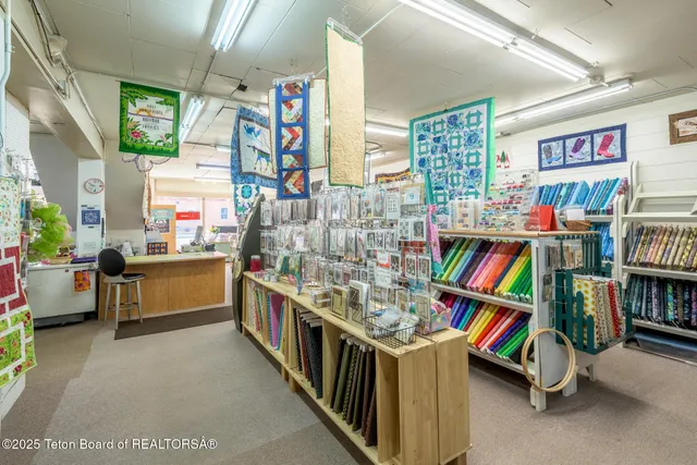 $899,000 | 21 East Pine Street, Pinedale, WY 82941