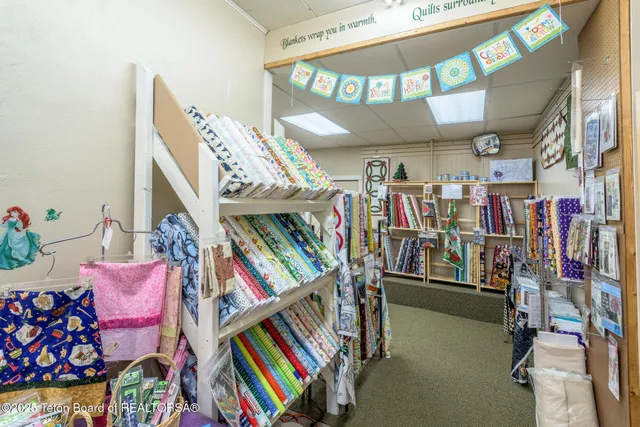 $899,000 | 21 East Pine Street, Pinedale, WY 82941