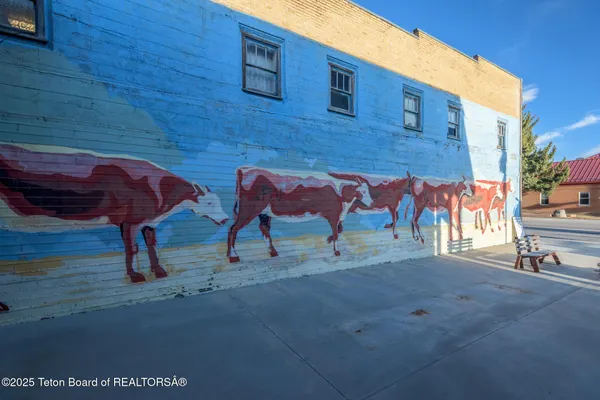 $899,000 | 21 East Pine Street, Pinedale, WY 82941