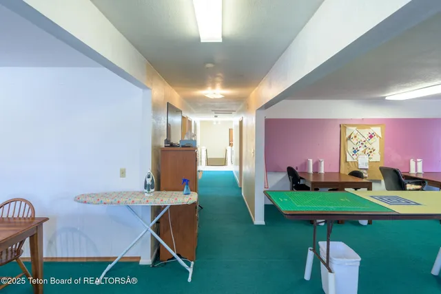 $899,000 | 21 East Pine Street, Pinedale, WY 82941