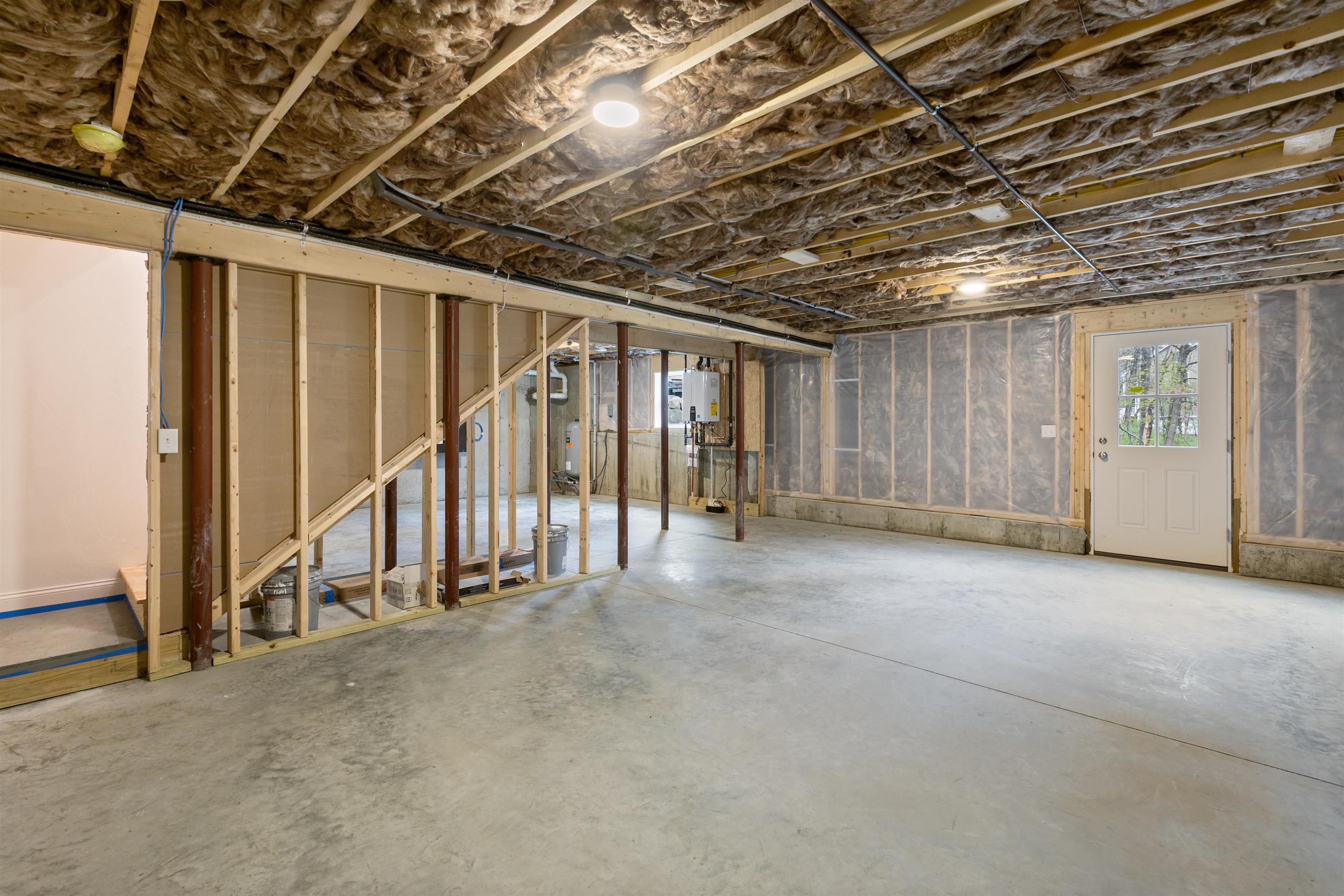 1152 Bridge Street Pelham, NH 03076 - Photo 38 of 44