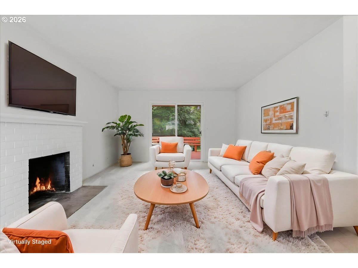 10834 Southeast Long Street Portland, OR 97266 - Photo 5 of 38