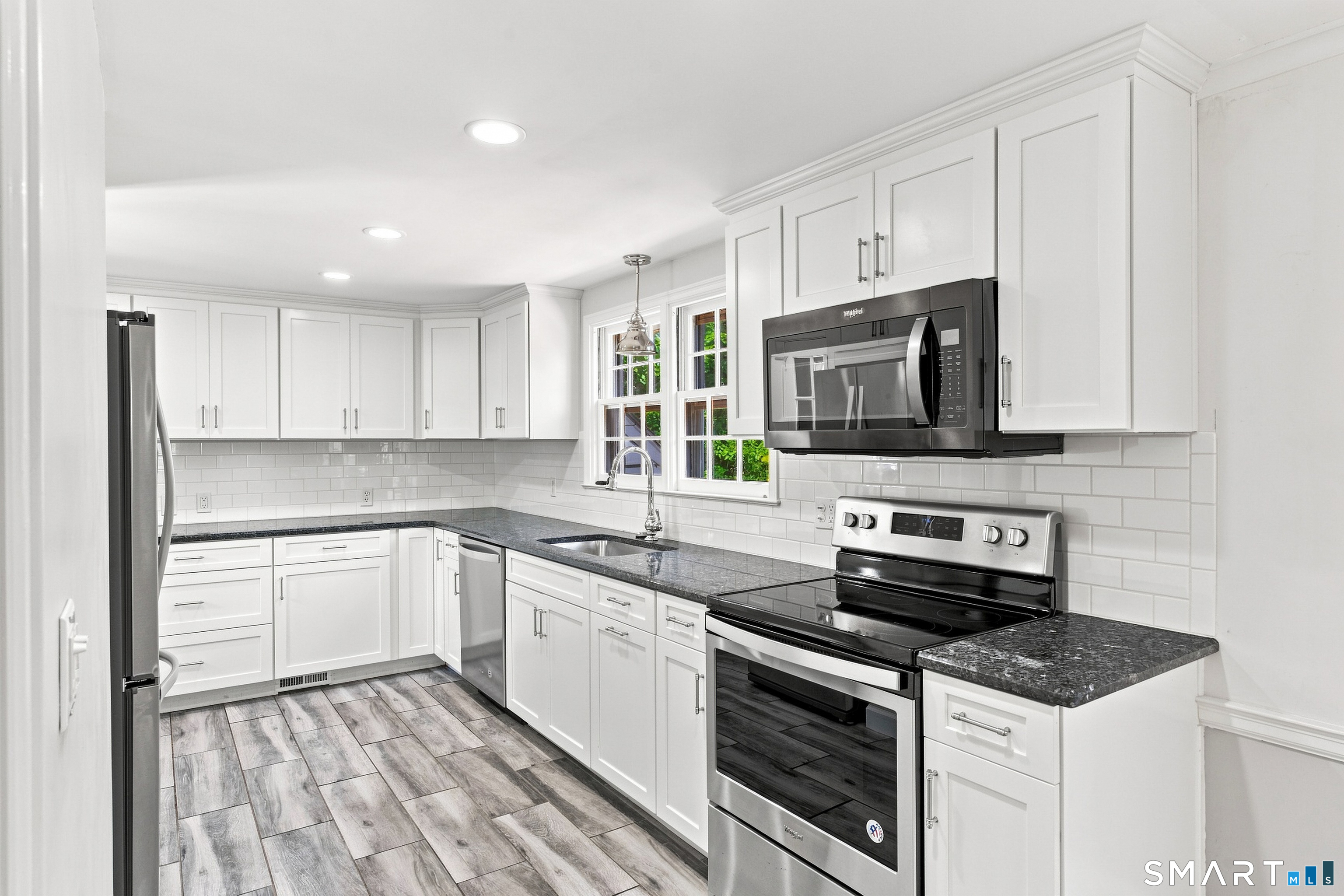 866 Ridge Road Wethersfield, CT 06109 - Photo 14 of 34 Gallery Image 14