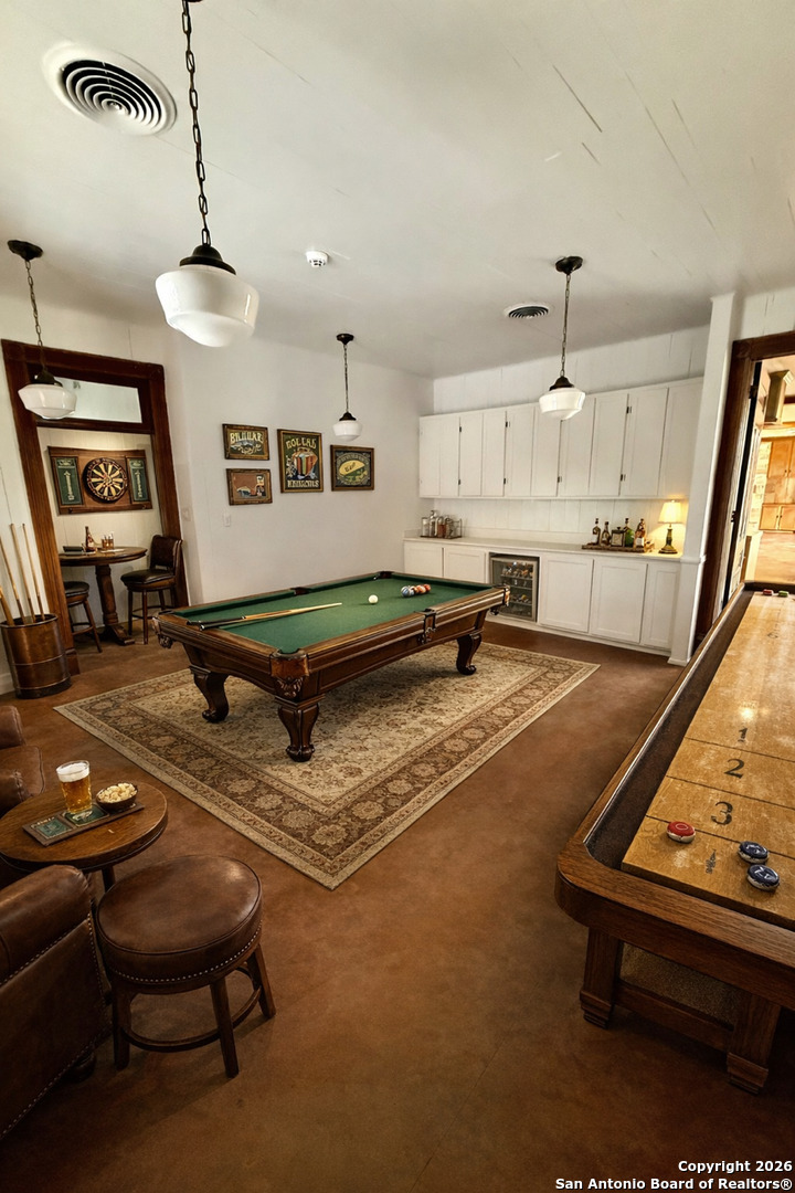 1111 Magnolia Street Uvalde, TX 78801 - Photo 17 of 34 a living room with kitchen