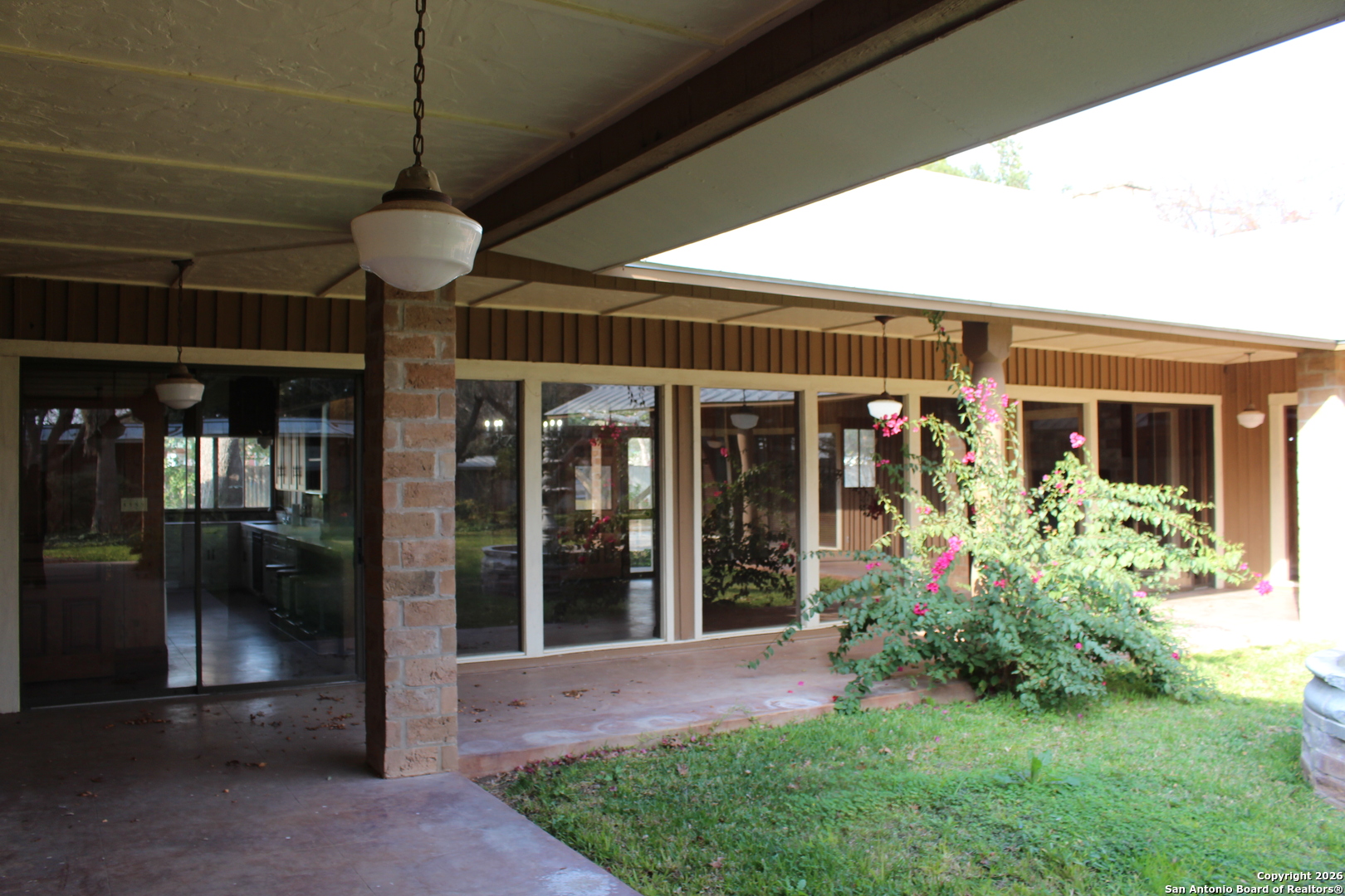 1111 Magnolia Street Uvalde, TX 78801 - Photo 27 of 34 a front view of a house
