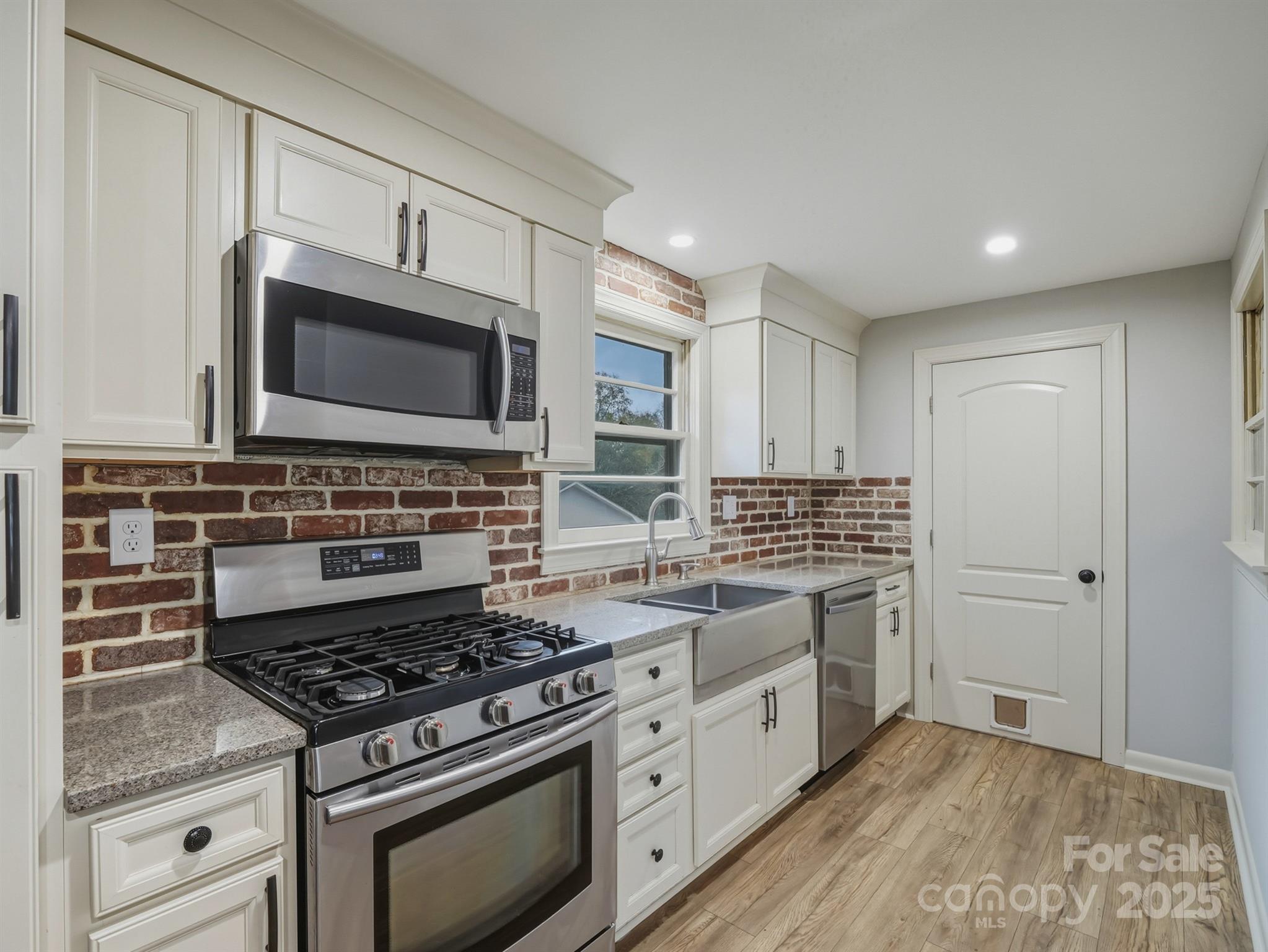 159 Fryling Avenue Southwest Concord, NC 28025 - Photo 8 of 39