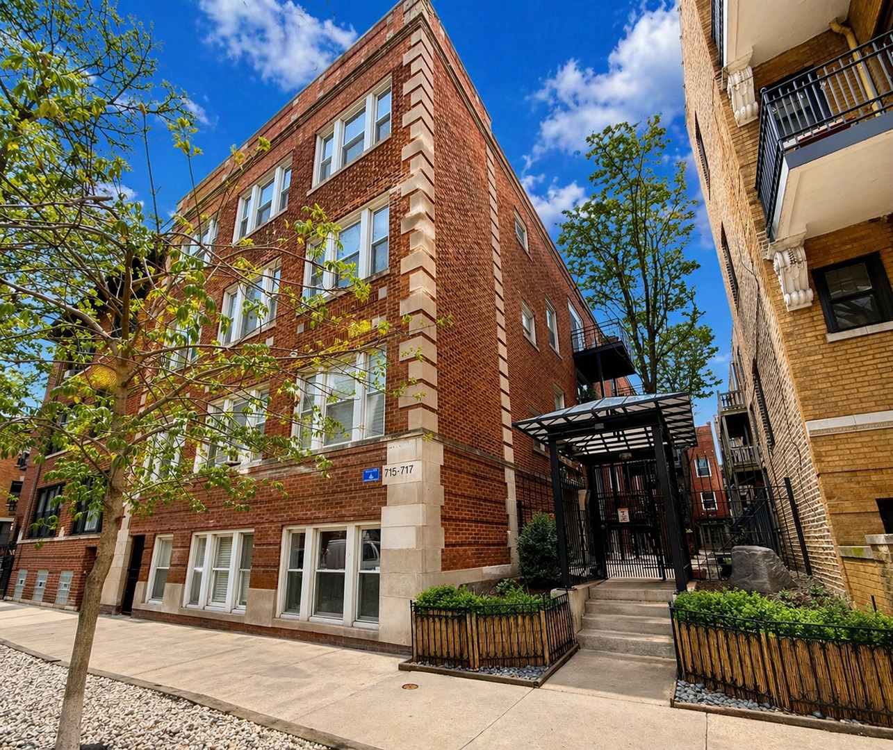 717 West Barry Avenue, Unit 3B Chicago, IL 60657 - Photo 12 of 12