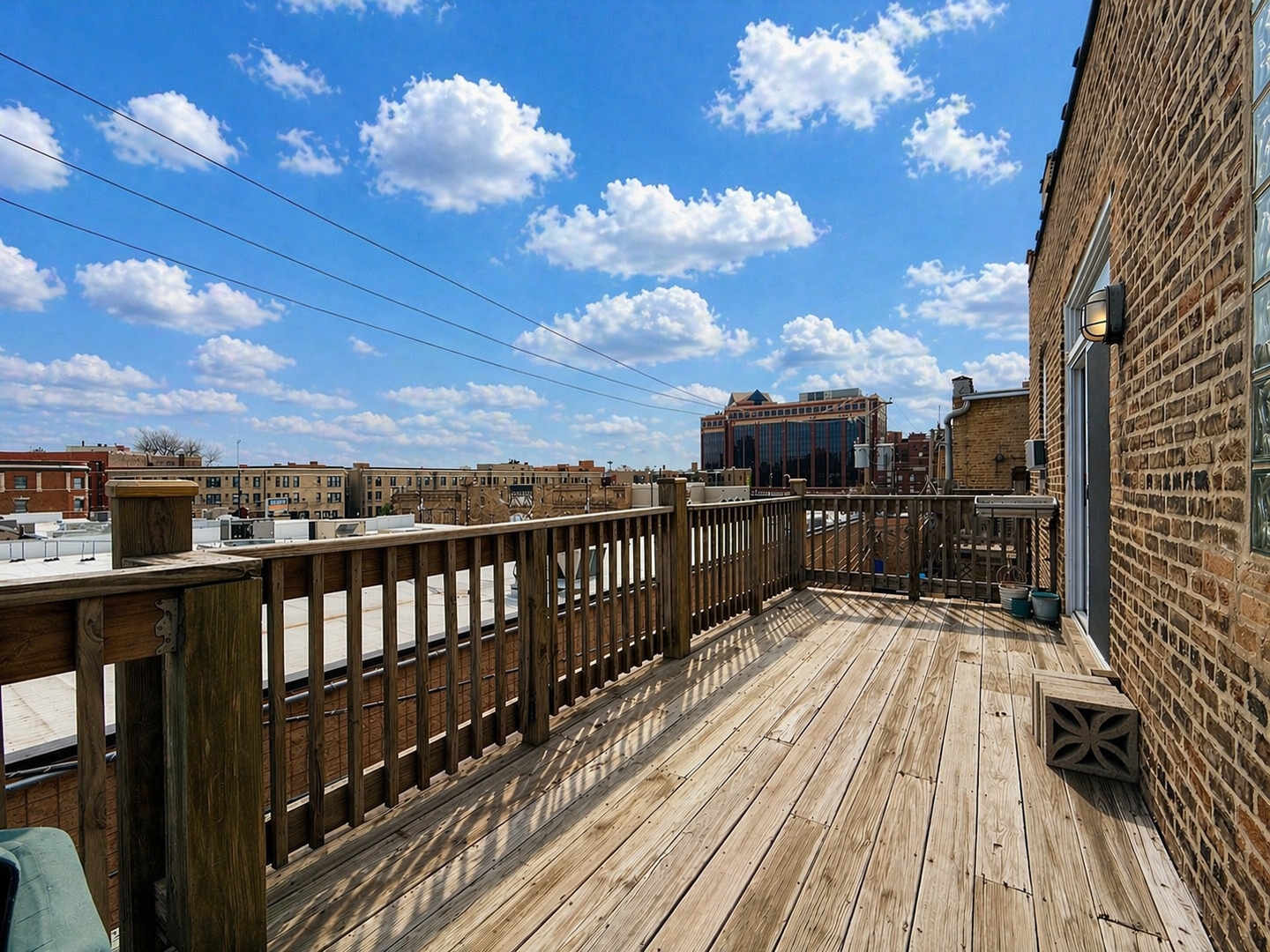 717 West Barry Avenue, Unit 3B Chicago, IL 60657 - Photo 8 of 12