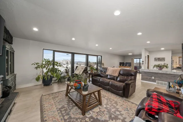 $486,000 | 313 Southeast Trinity Avenue, Wilbur, WA 99185