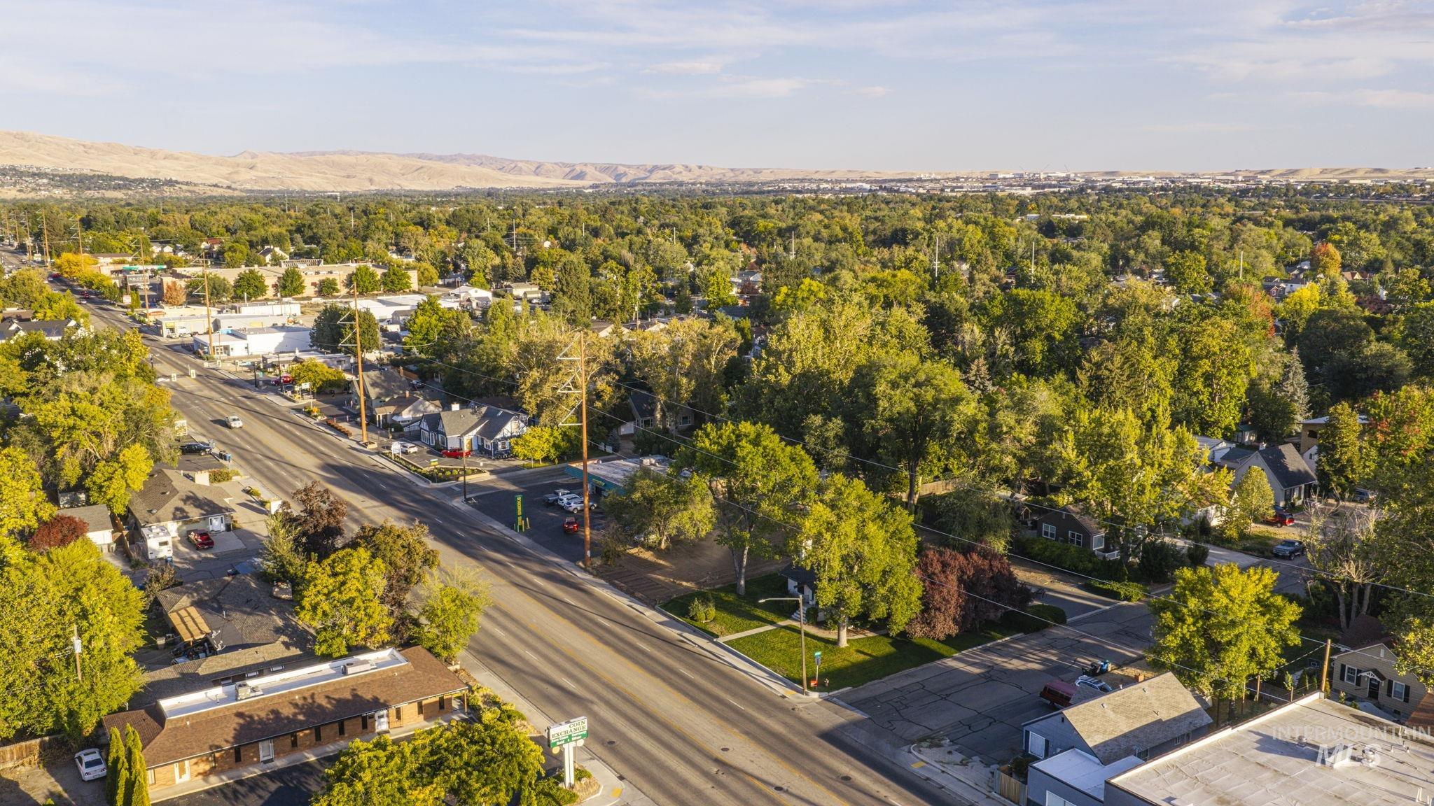 3113 West Overland Road Boise, ID 83705 - Photo 10 of 40 Additional content