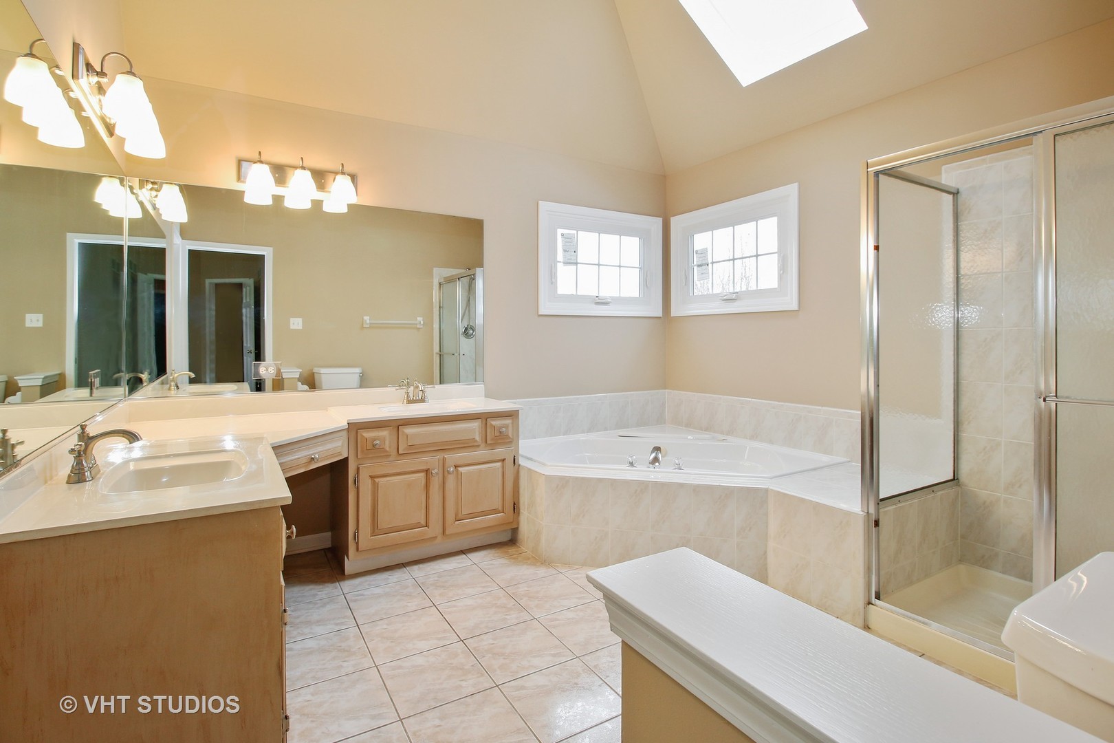 2604 High Meadow Road Naperville, IL 60564 - Photo 10 of 20