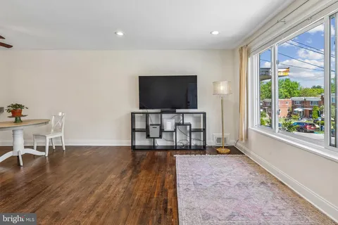 $400,000 | 3533 Madison Street, Hyattsville, MD 20782