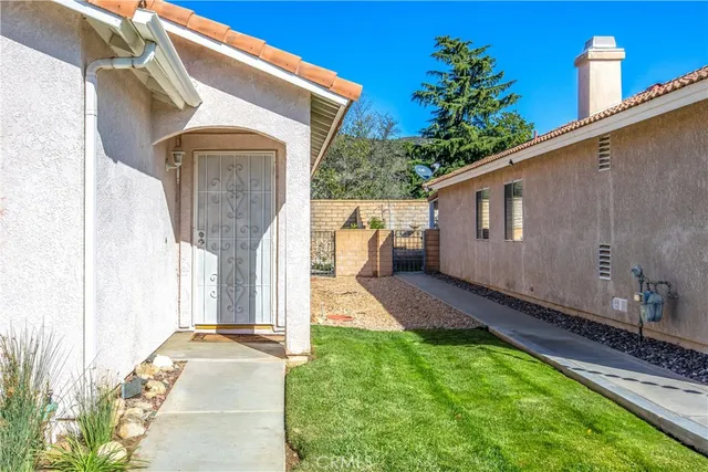 $379,000 | 10650 Bel Air Drive, Cherry Valley, CA 92223