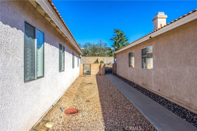 $379,000 | 10650 Bel Air Drive, Cherry Valley, CA 92223