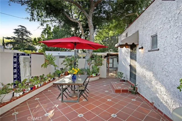 $975,000 | 404 North Vinedo Avenue, Pasadena, CA 91107