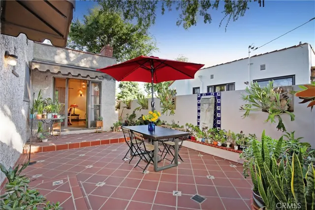 $975,000 | 404 North Vinedo Avenue, Pasadena, CA 91107