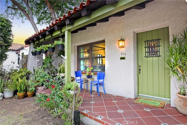 $975,000 | 404 North Vinedo Avenue, Pasadena, CA 91107