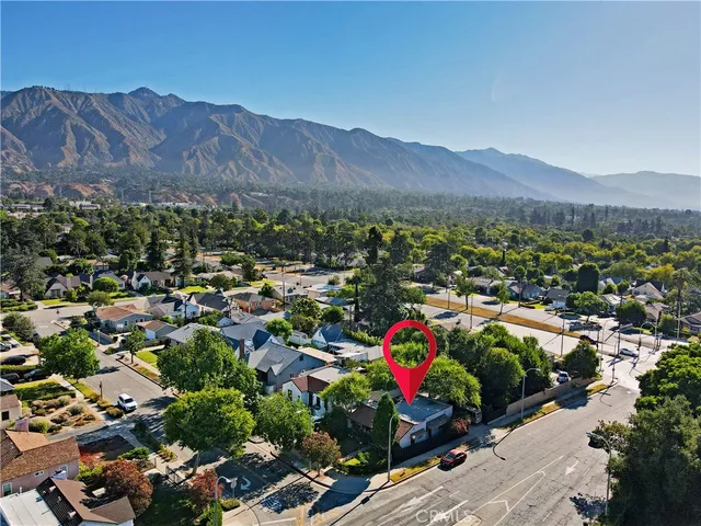 $975,000 | 404 North Vinedo Avenue, Pasadena, CA 91107