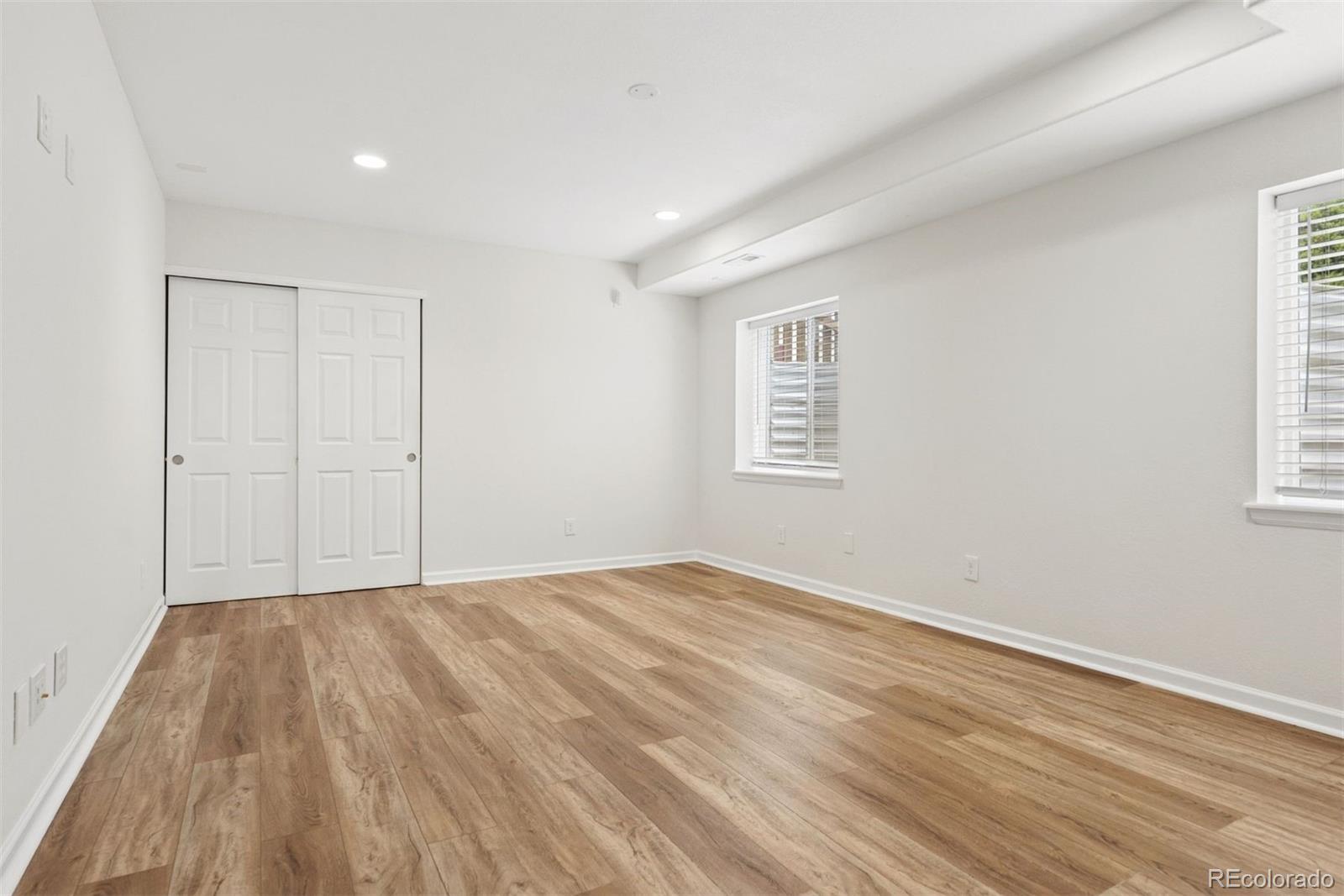 10747 Towerbridge Circle Highlands Ranch, CO 80130 - Photo 23 of 35