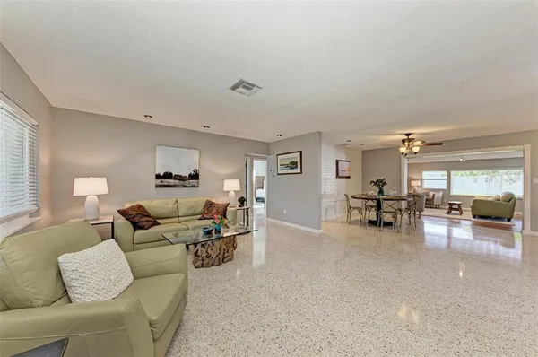 $3,250 | 6000 Bayou Grande Boulevard Northeast, St. Petersburg, FL 33703