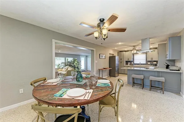 $3,250 | 6000 Bayou Grande Boulevard Northeast, St. Petersburg, FL 33703