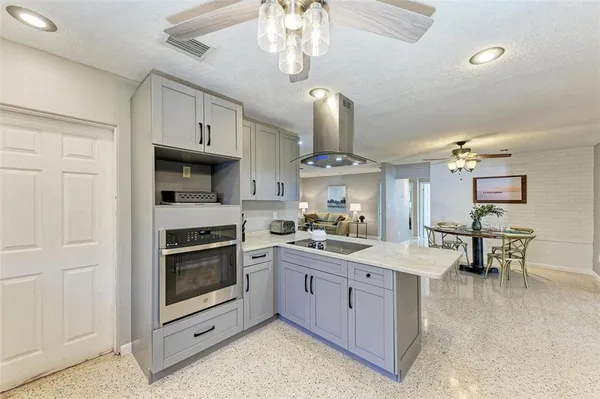 $3,250 | 6000 Bayou Grande Boulevard Northeast, St. Petersburg, FL 33703