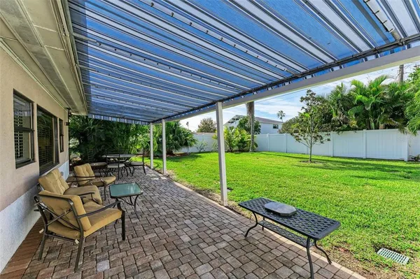 $3,250 | 6000 Bayou Grande Boulevard Northeast, St. Petersburg, FL 33703