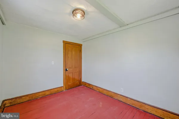 $1,200 | 15 Myers Road, Berkeley Springs, WV 25411