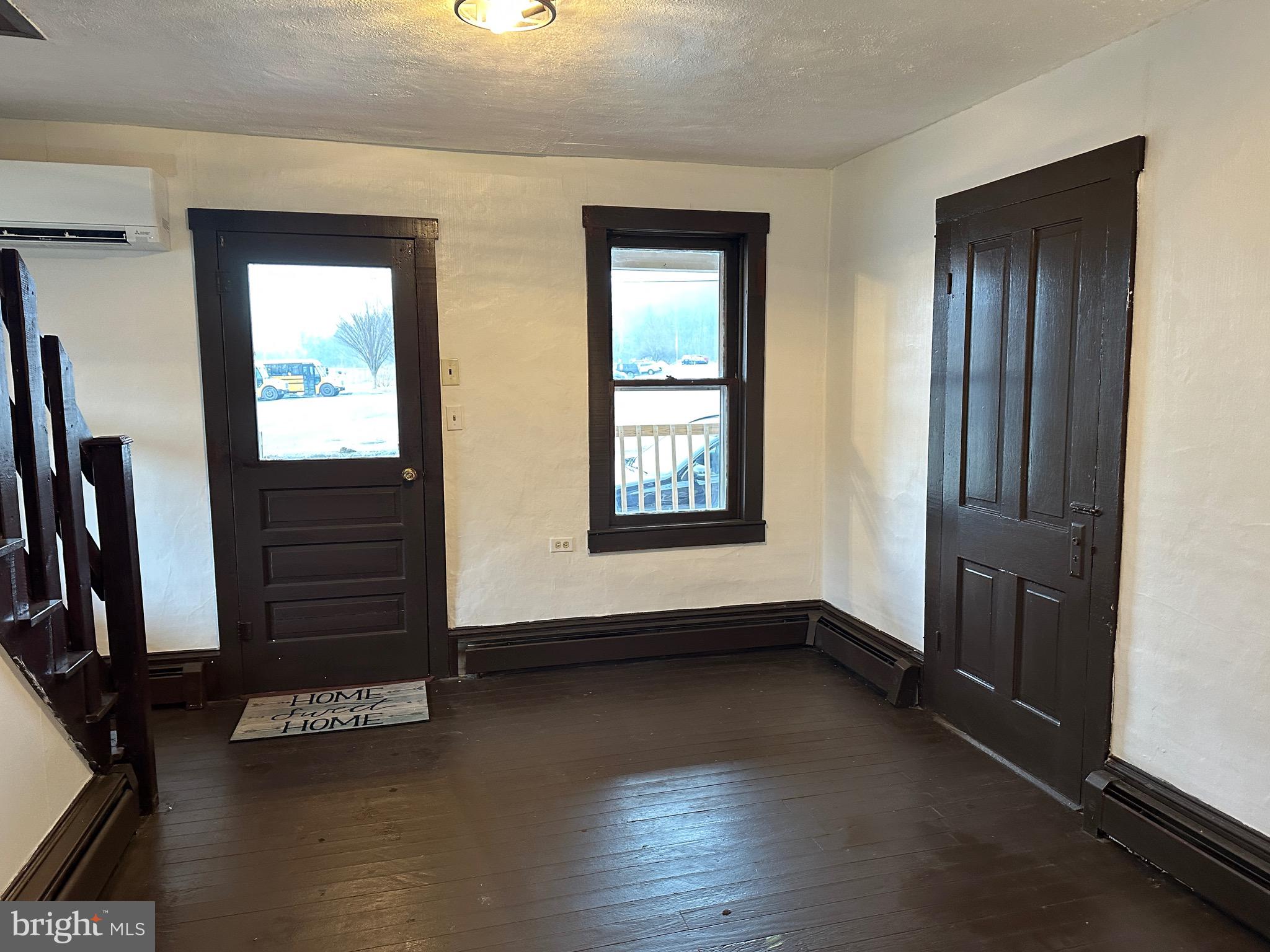 15 Myers Road Berkeley Springs, WV 25411 - Photo 5 of 34 Living room area/ foyer area