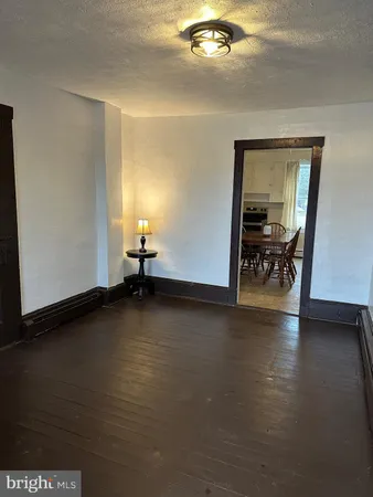 $1,300 | 15 Myers Road, Berkeley Springs, WV 25411