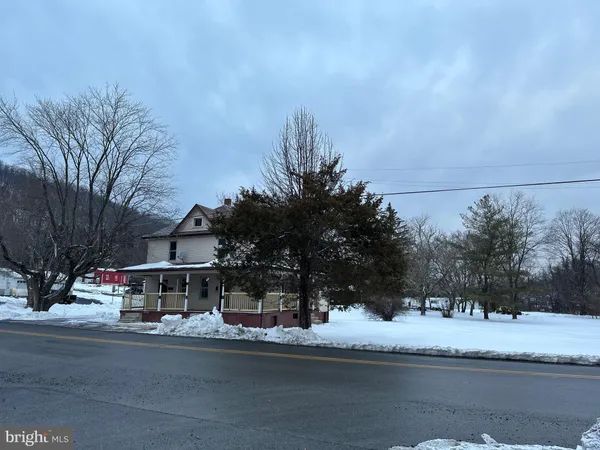 $1,200 | 15 Myers Road, Berkeley Springs, WV 25411