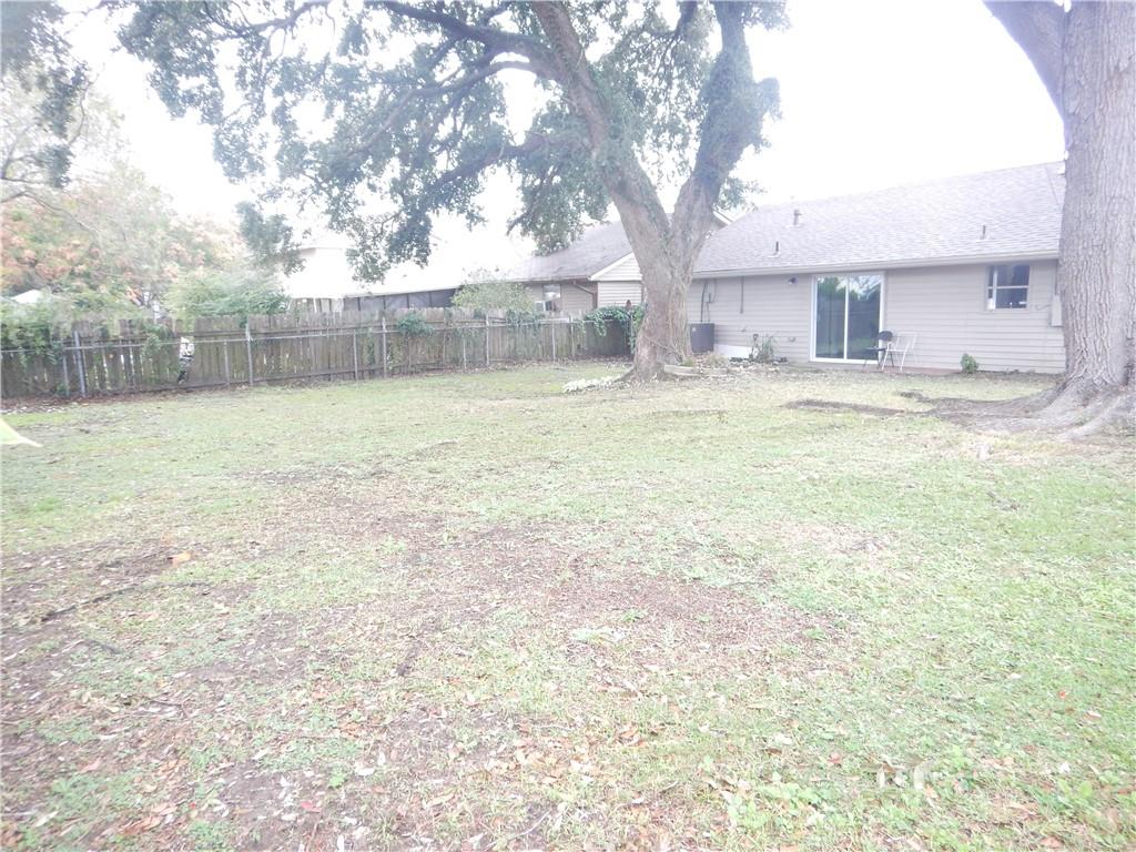 222 Adonis Way Gretna, LA 70056 - Photo 5 of 17