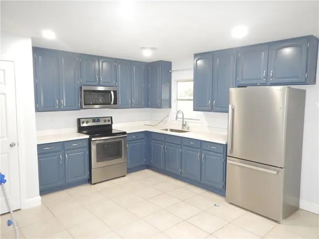 $2,250 | 222 Adonis Way, Gretna, LA 70056