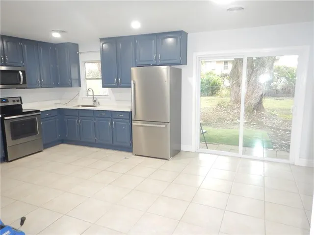 $2,250 | 222 Adonis Way, Gretna, LA 70056