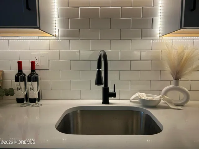 a close view of sink