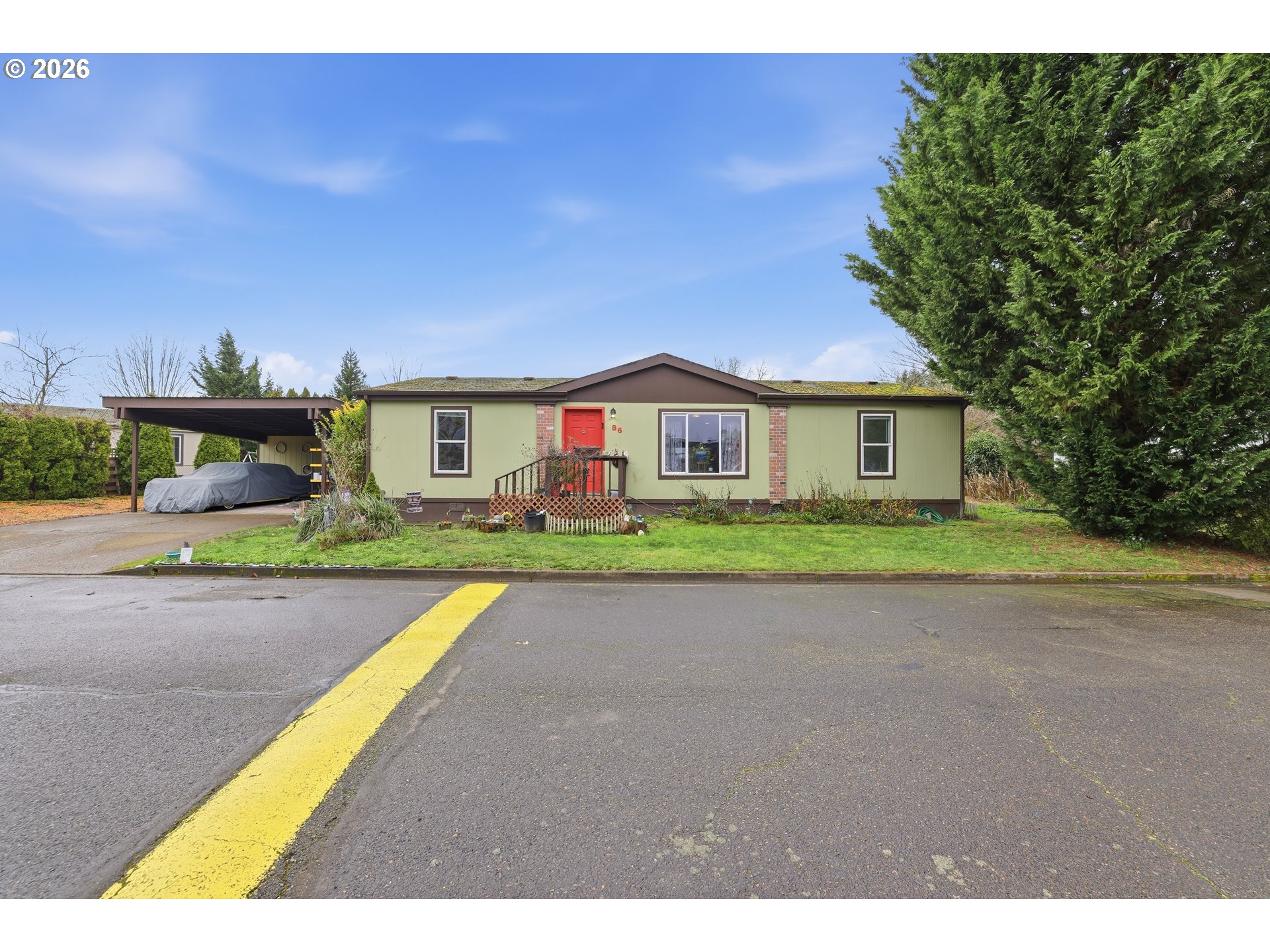 655 Northeast Burnett Road, Unit 86 McMinnville, OR 97128 - Photo 1 of 25