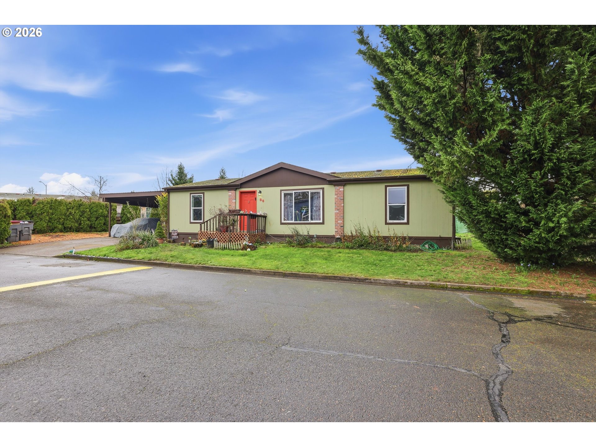 655 Northeast Burnett Road, Unit 86 McMinnville, OR 97128 - Photo 2 of 25