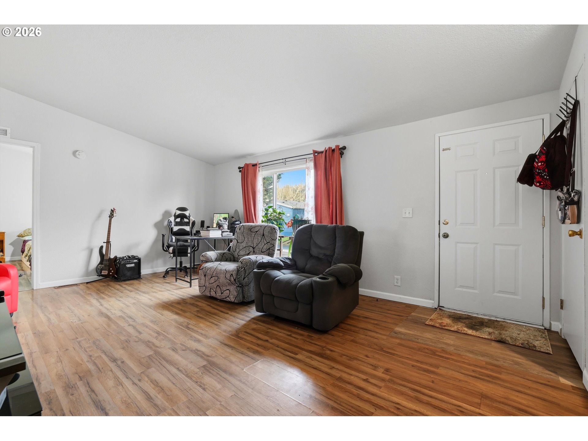 655 Northeast Burnett Road, Unit 86 McMinnville, OR 97128 - Photo 4 of 25