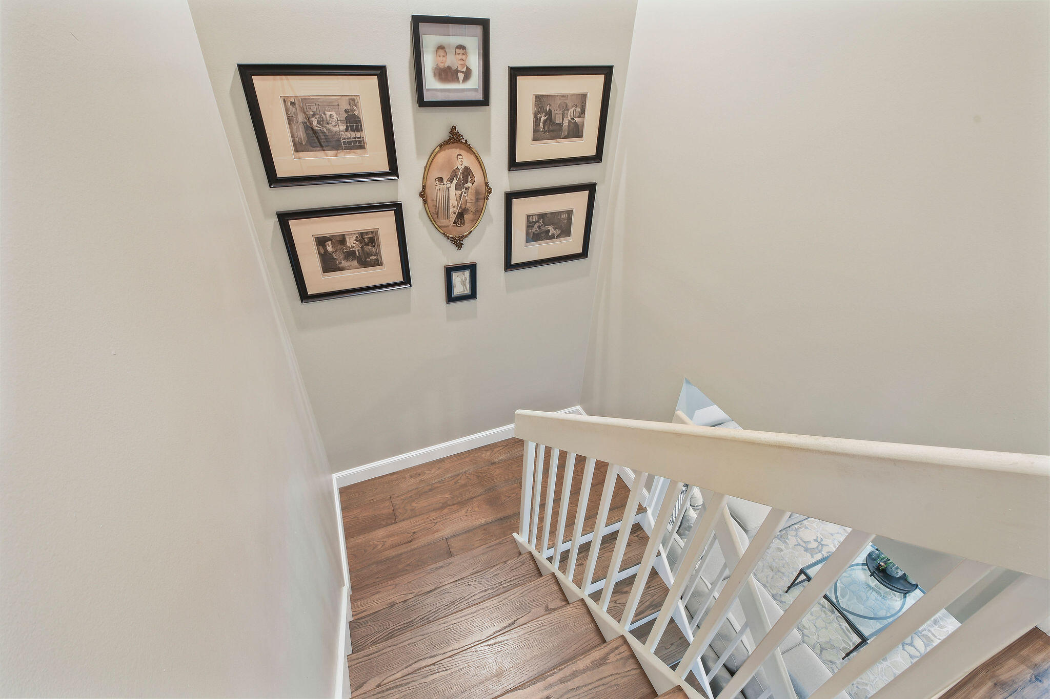 111 Ashley Court Jupiter, FL 33458 - Photo 26 of 68 a view of a hallway with wall paintings