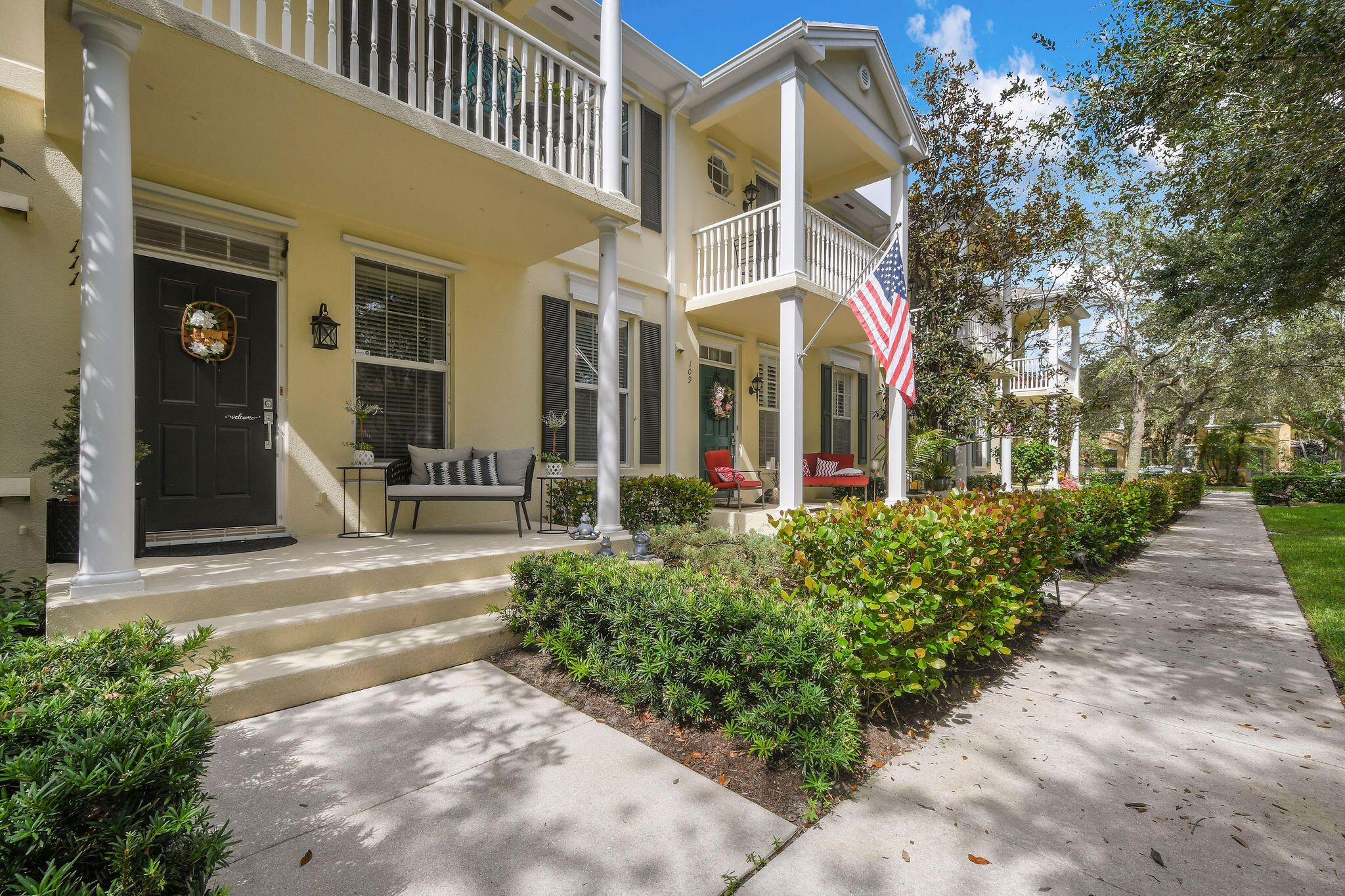 111 Ashley Court Jupiter, FL 33458 - Photo 5 of 68 a view of a building with brick walls