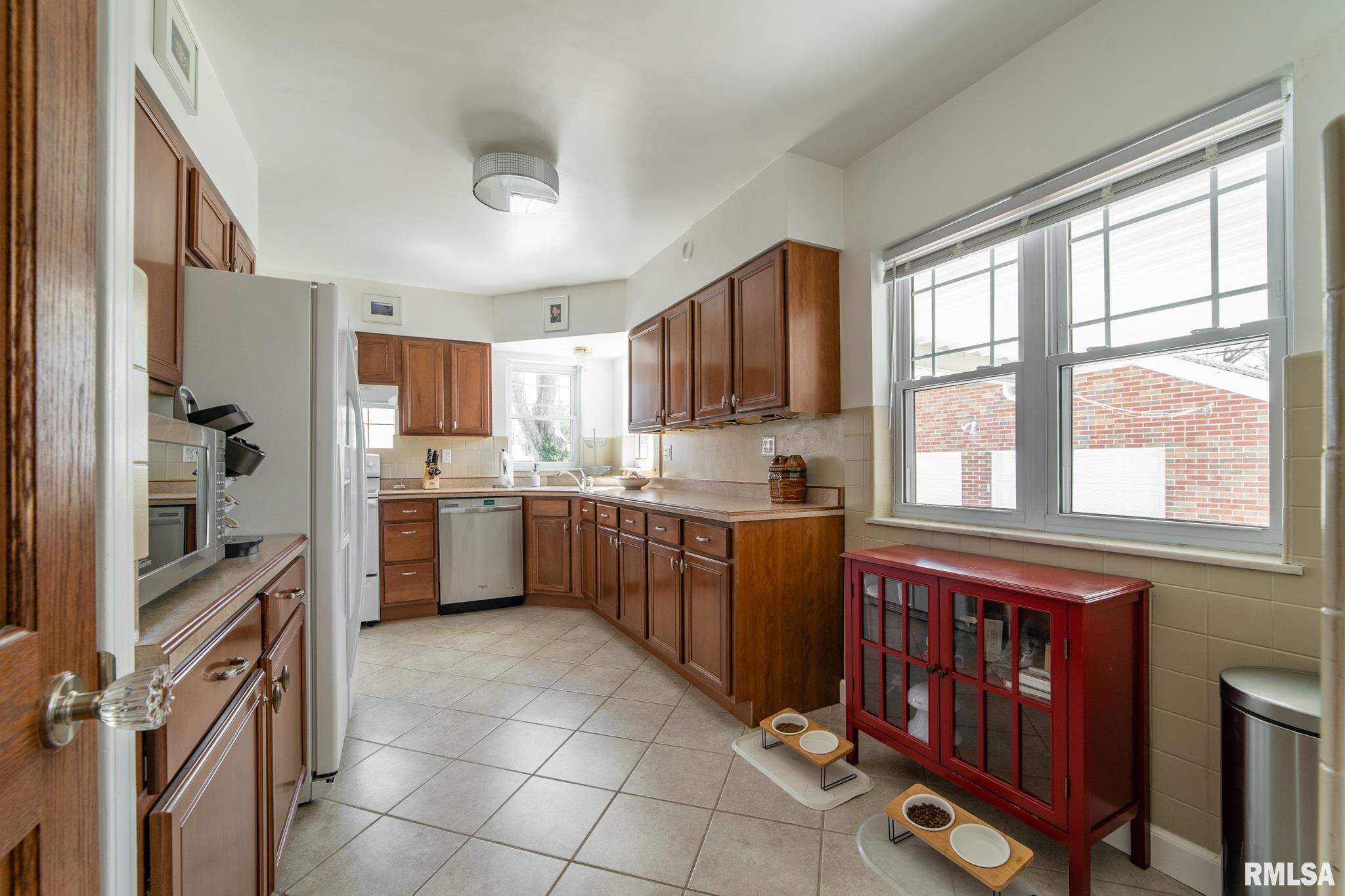 1528 West Edwards Street Springfield, IL 62704 - Photo 13 of 40 Gallery Image 13