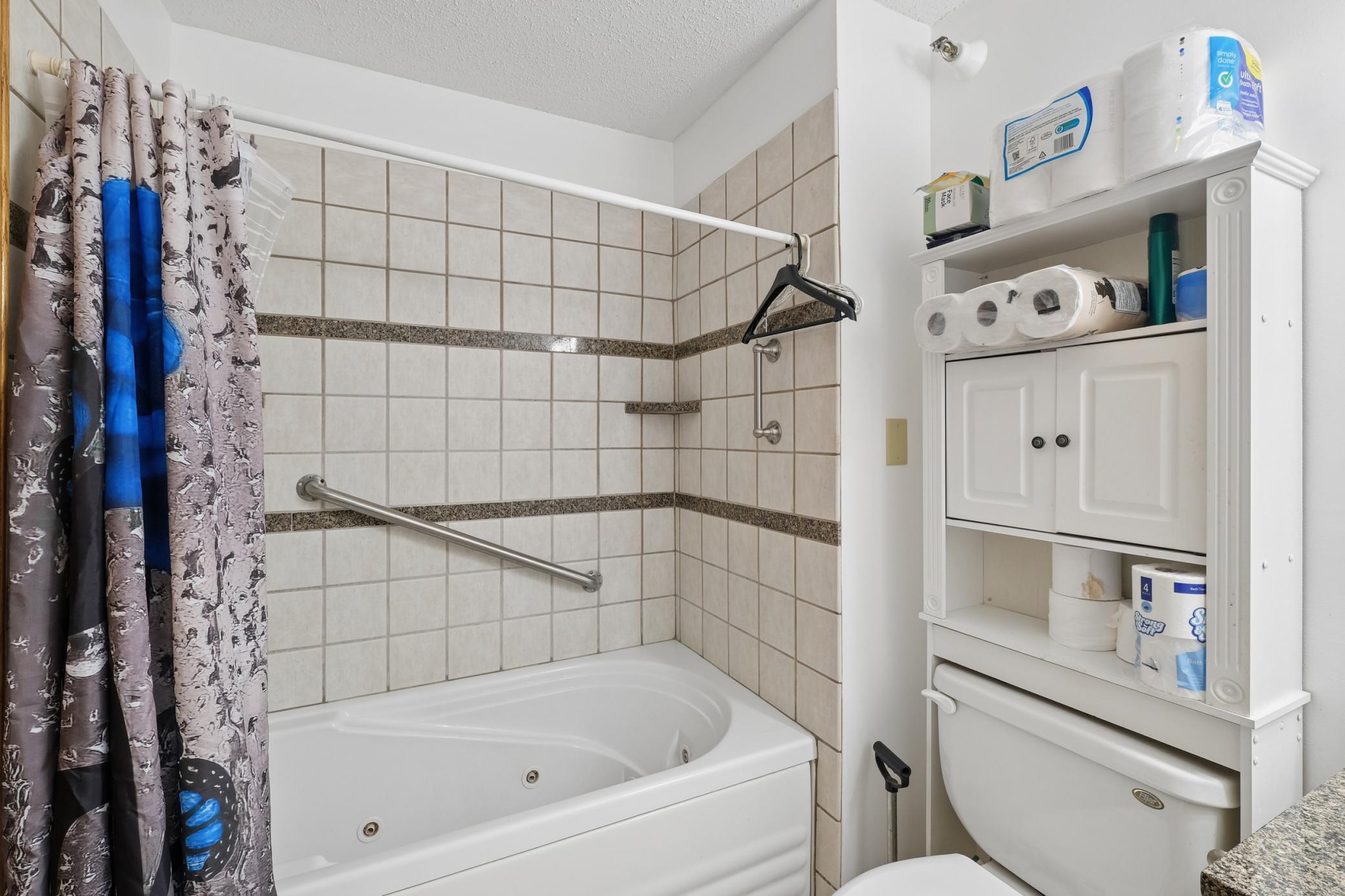 500 County B Road West, Unit 111 Roseville, MN 55113 - Photo 16 of 25