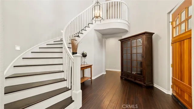 $1,949,000 | 637 Chaparral Court, Altadena, CA 91001