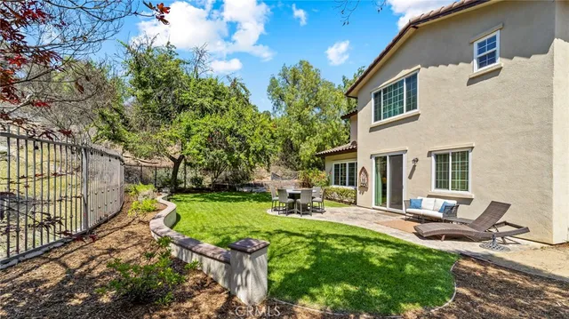 $1,949,000 | 637 Chaparral Court, Altadena, CA 91001