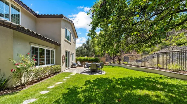 $1,949,000 | 637 Chaparral Court, Altadena, CA 91001