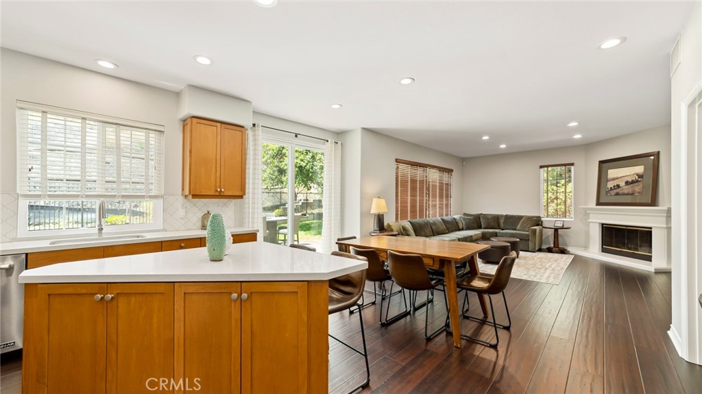 637 Chaparral Court Altadena, CA 91001 - Photo 10 of 58